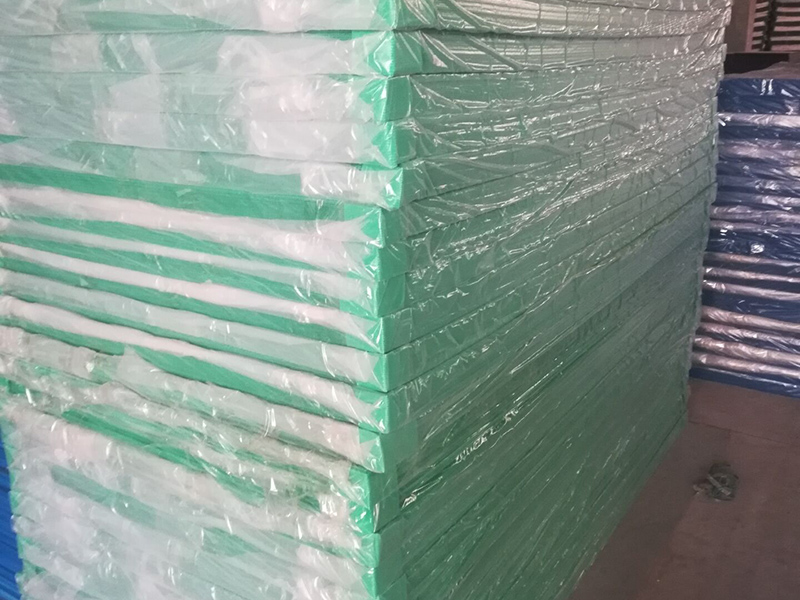 Custom Corrugated Plastic Sheet