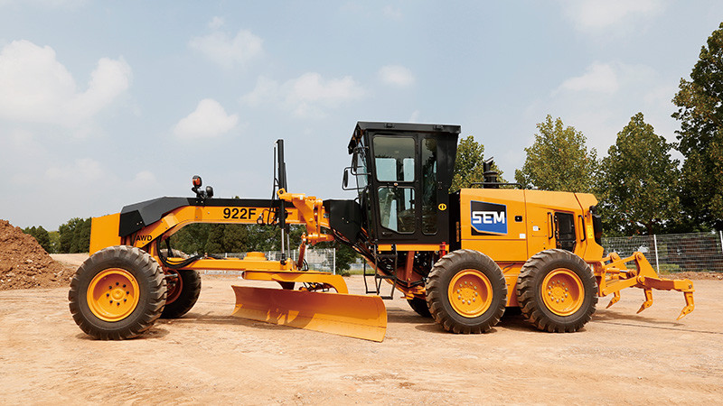 4 SEM 922F AWD