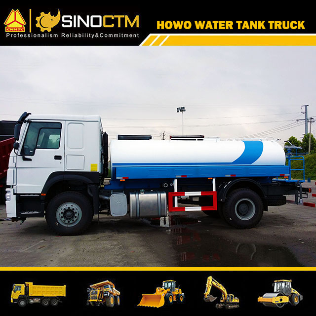 SINOTRUK HOWO Water Tank Truck 12cbm 300hp