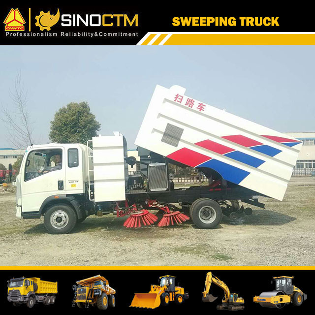 Garbage Sweeping 5ton Sinotruk HOWO Truck Vacuum Sweeper