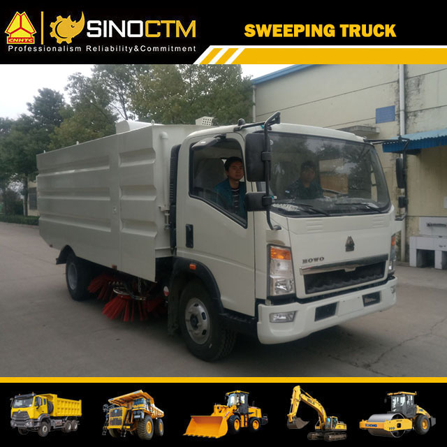 Garbage Sweeping 5ton Sinotruk HOWO Truck Vacuum Sweeper