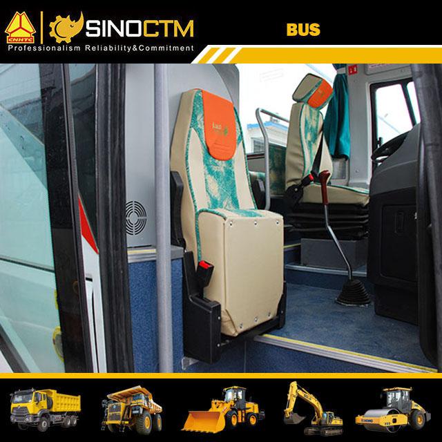 Intercity Bus with 31+1 Comfort Soft Seats for 300km Range Distance Transportation