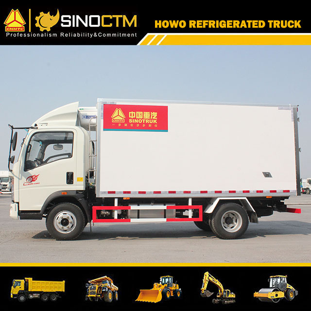 Sinotruck HOWO 4X2 5tons Refrigerated Cold Room Van Trucks Price with Aluminum Shutter Door