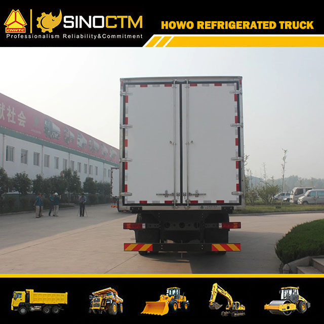 Sinotruk HOWO 6X4 Freezer Refrigerator Refrigerated Beverages Drinks Transport Truck