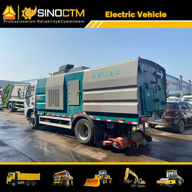 Electric Vacuum Sweeper Truck 5.5CBM for sale