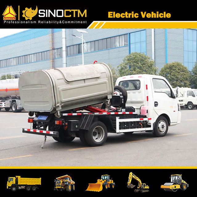 Hoist Hook Arm Waste Recycling Garbage Truck 2.5cbm