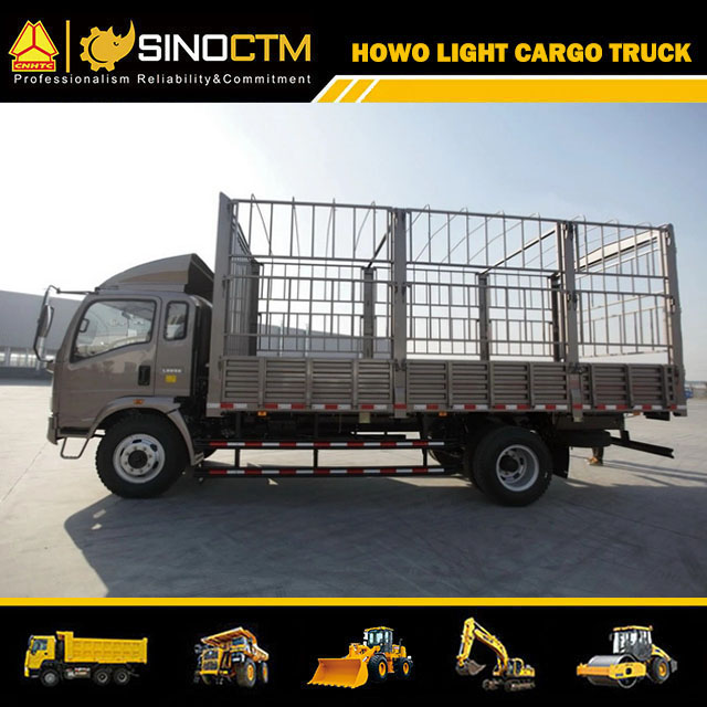 Cheap Price HOWO 4X2 116HP 6tons Mini Van Cargo Truck for Sale