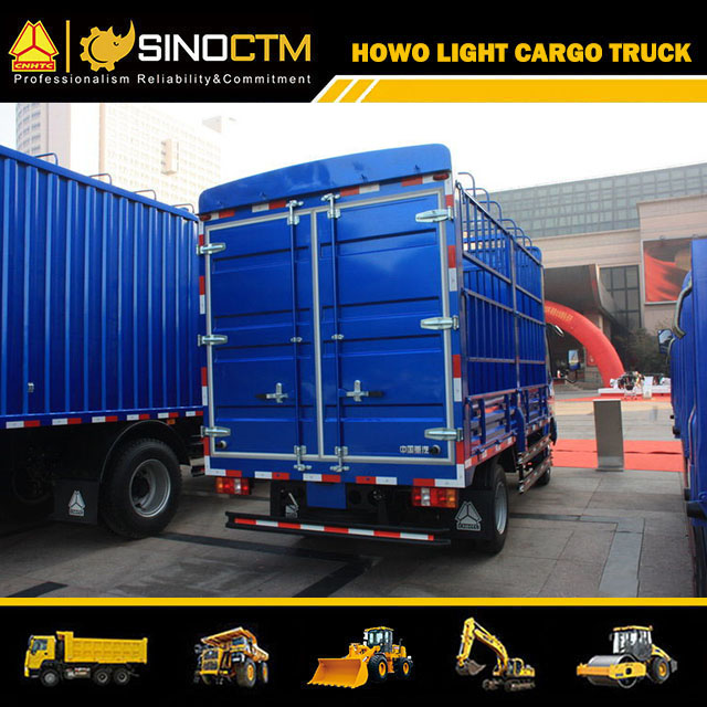 20FT Box HOWO 6 Wheeler Light Cargo Truck 10ton Capacity