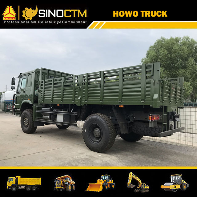 SINO TRUCK HOWO 4X4 Military Troops Carrier Vehicle Cargo Truck