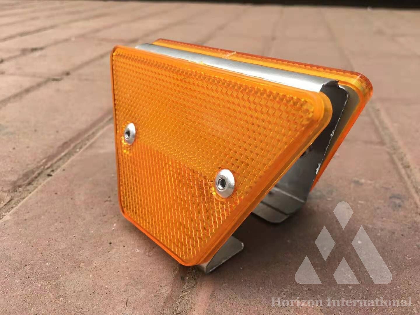 Светоотражатель из стеклянных шариков