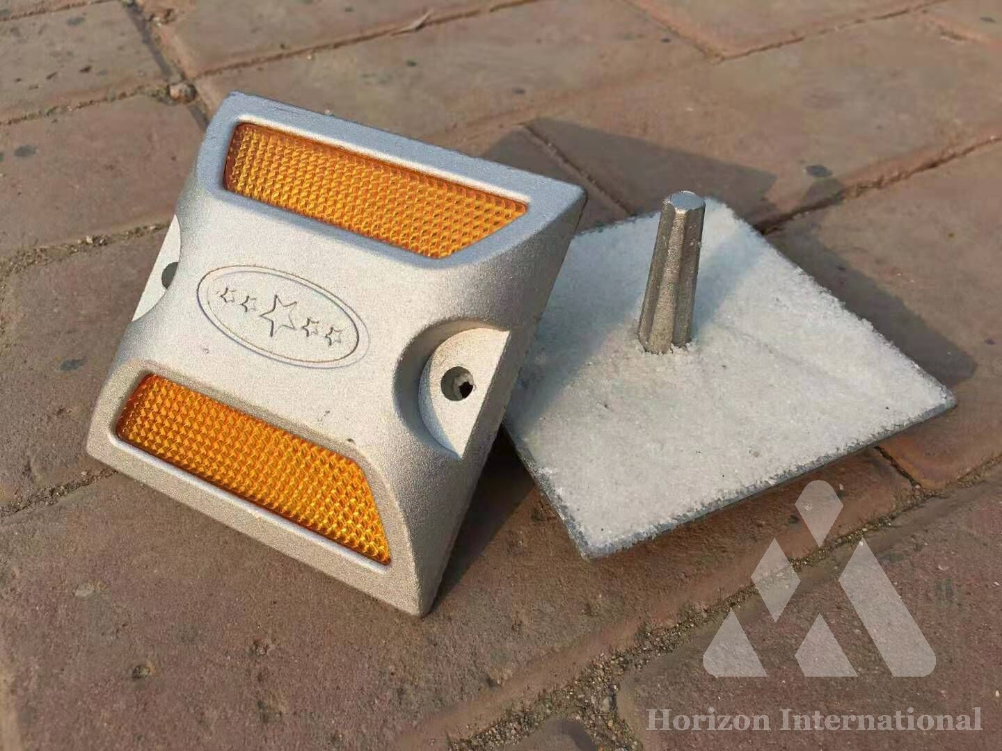 Perno de carretera reflectante de aluminio