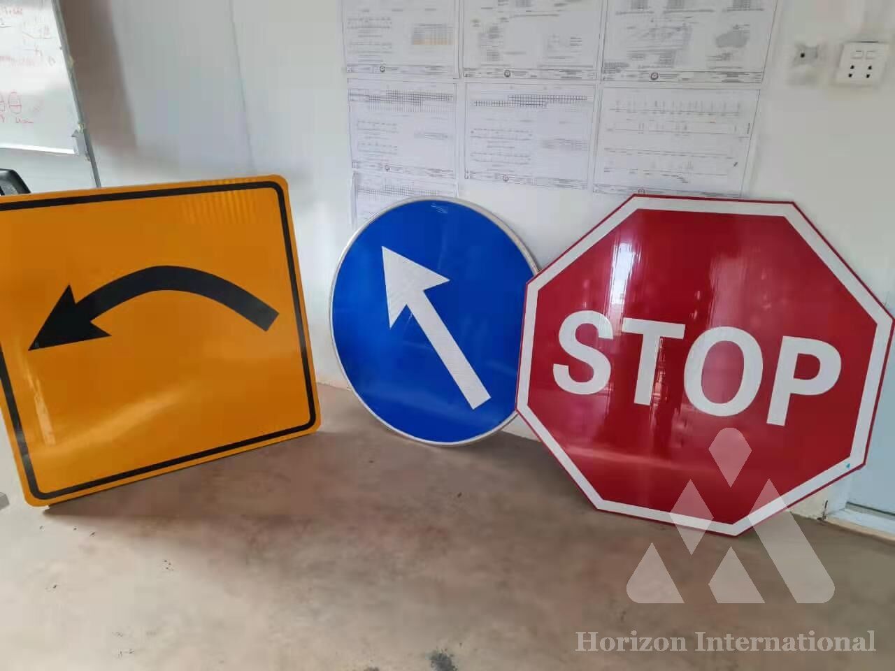 señalización de tráfico de aluminio