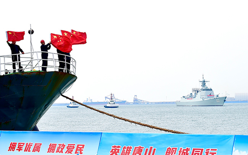 The Tangshan ship is berthing at the terminal of our company’s finished product area!