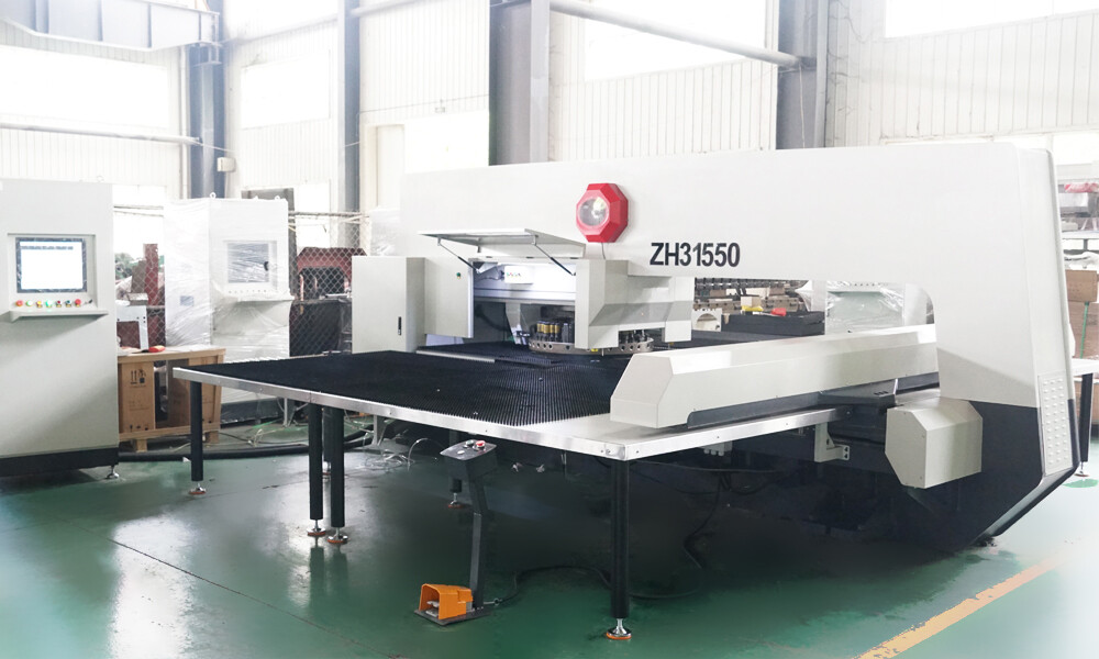 cnc turret punch press.jpg cnc turret punch press.jpg
