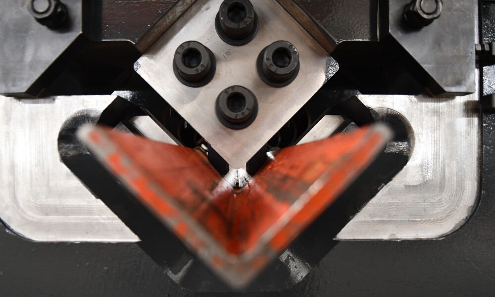 JGX Series CNC Angle Punching Marking and Shearing Line