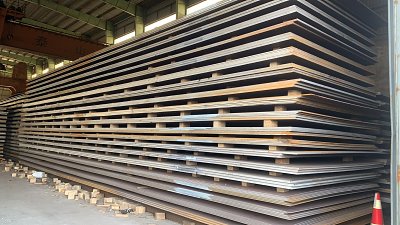 Steel plates, round steels, square steels, profiles, etc. required in production are purchased by professional purchasing personnel in strict accordance with technical requirements.