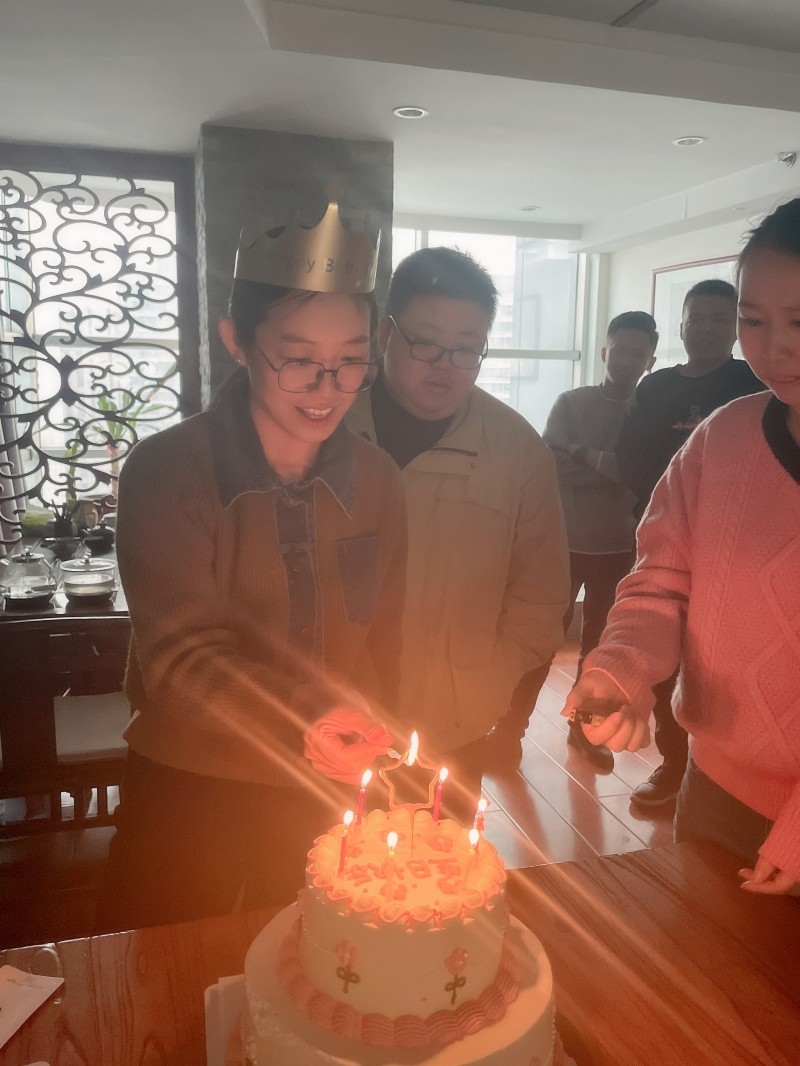 Jinan Ritec Wonderful Birthday Celebration: Thanks to Bella for the Glory Years