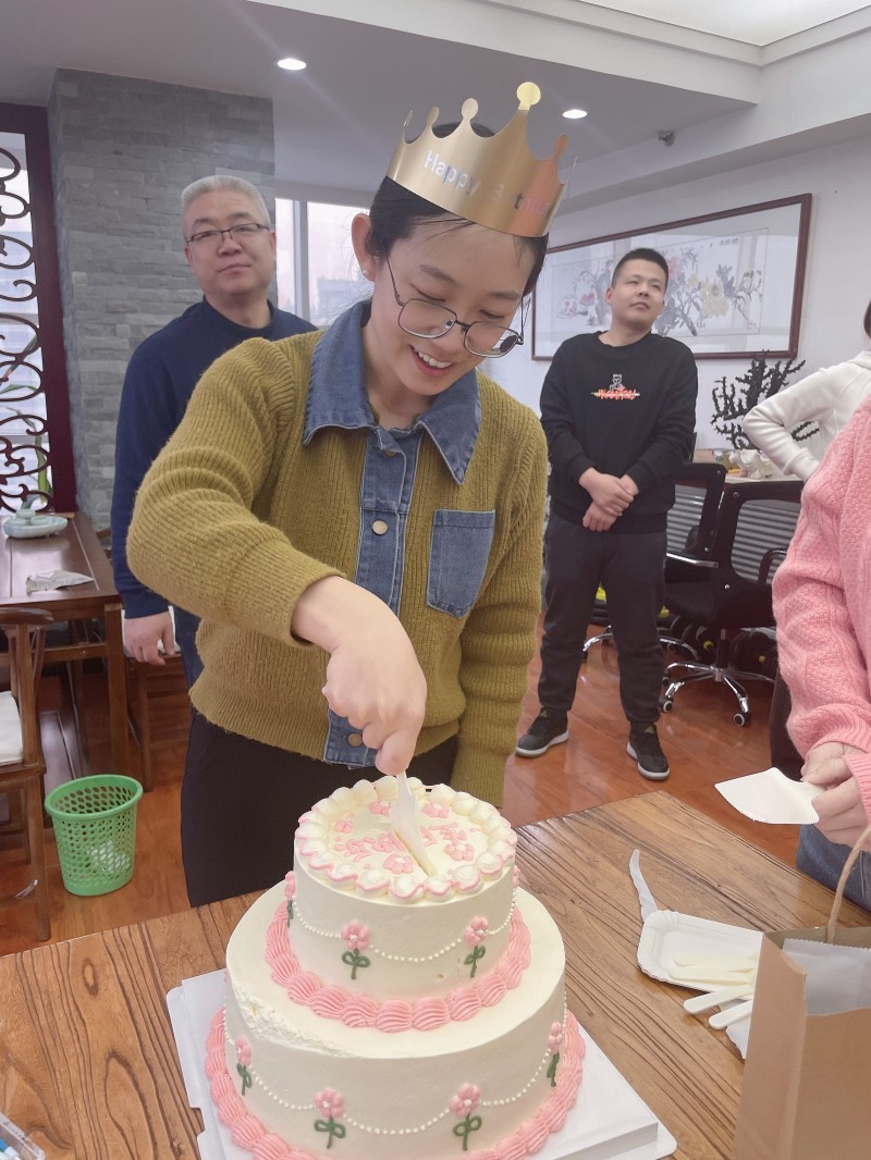Jinan Ritec Wonderful Birthday Celebration: Thanks to Bella for the Glory Years