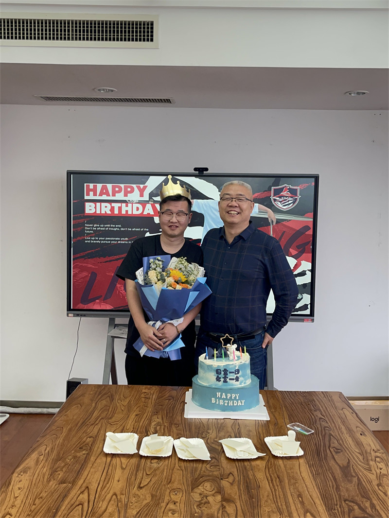 Jinan Ritec Celebrates Kevin Lau’s Birthday!