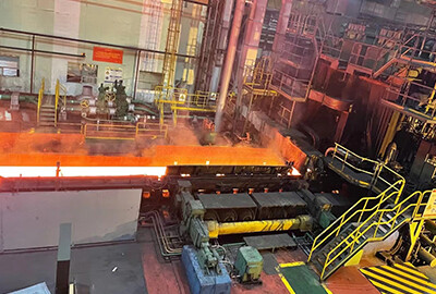 Billet automatic heating molding production line.jpg