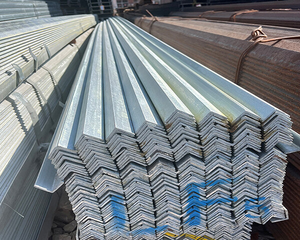 Galvanized Unequal Angle Steel
