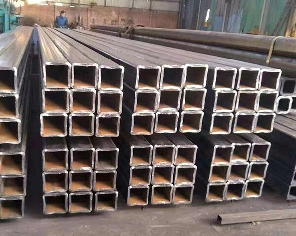 Carbon steel square pipe