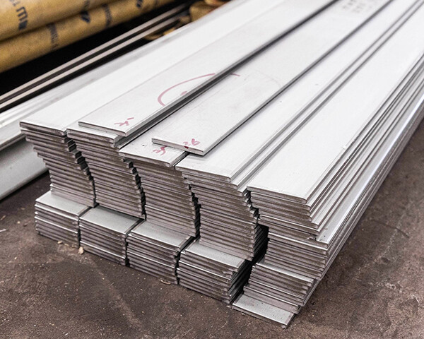 Stainless steel flat bar
