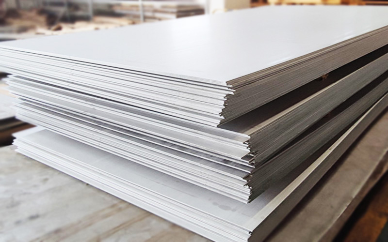 Stainless steel hot rolled plate