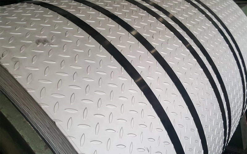 Stainless steel checkered plate