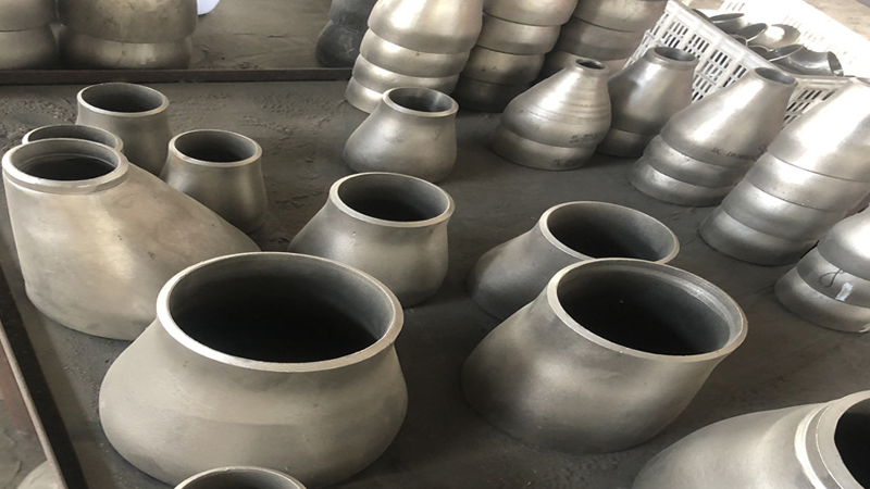 Stainless steel reducer