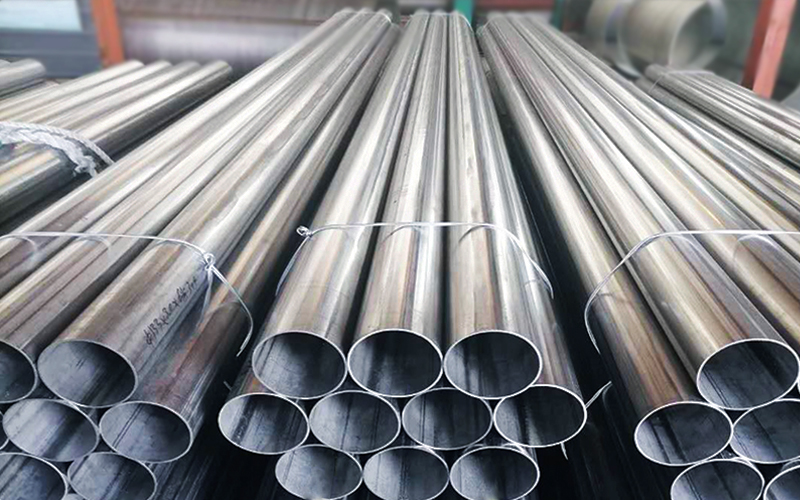 Stainless steel welded pipe