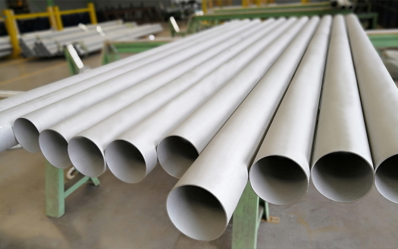 Stainless steel seamless pipe
