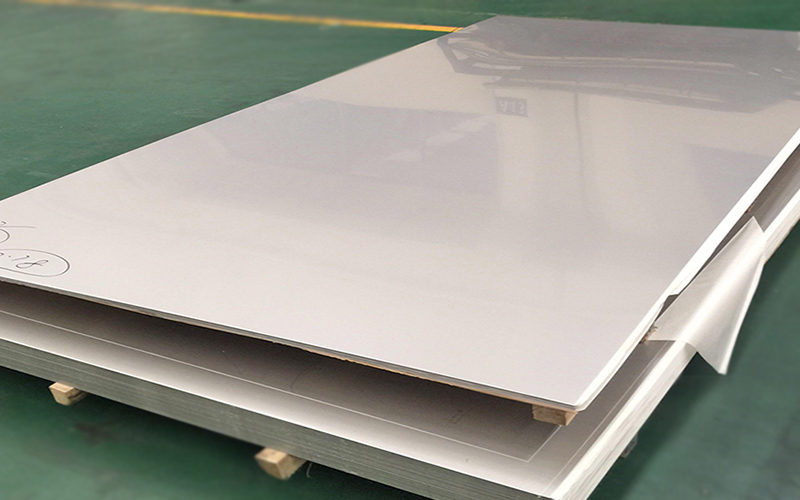 Titanium alloy plate