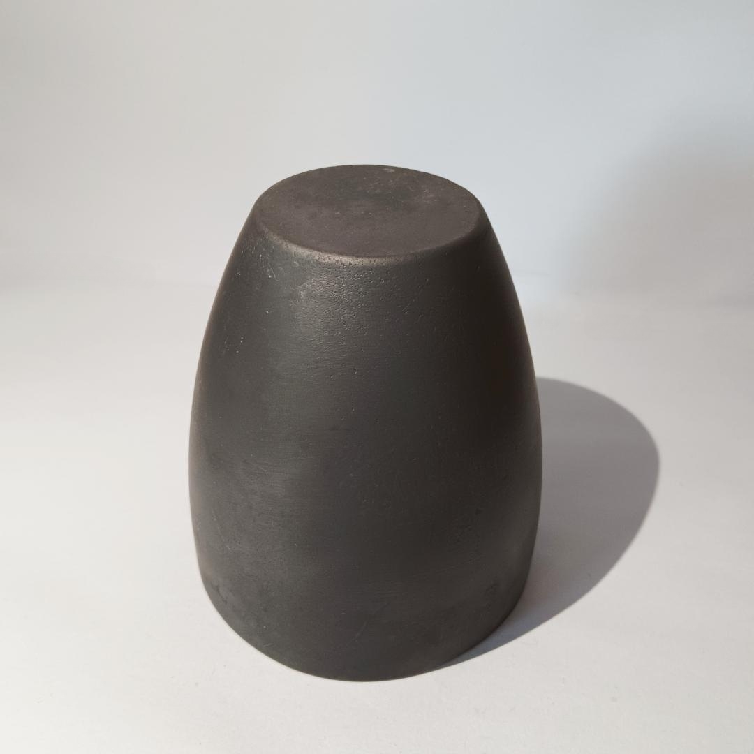 Silicon carbide crucible