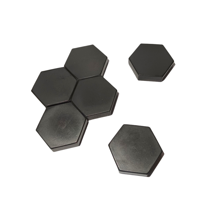 SiC ceramic bulletproof piece