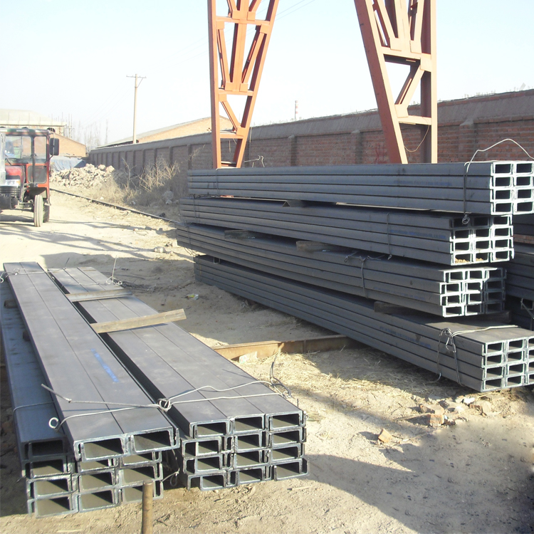 Channel steel profile C and U steel beam