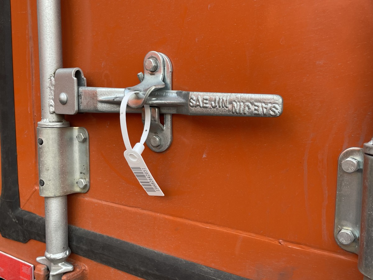 How to prevent goods from being damaged during transportation