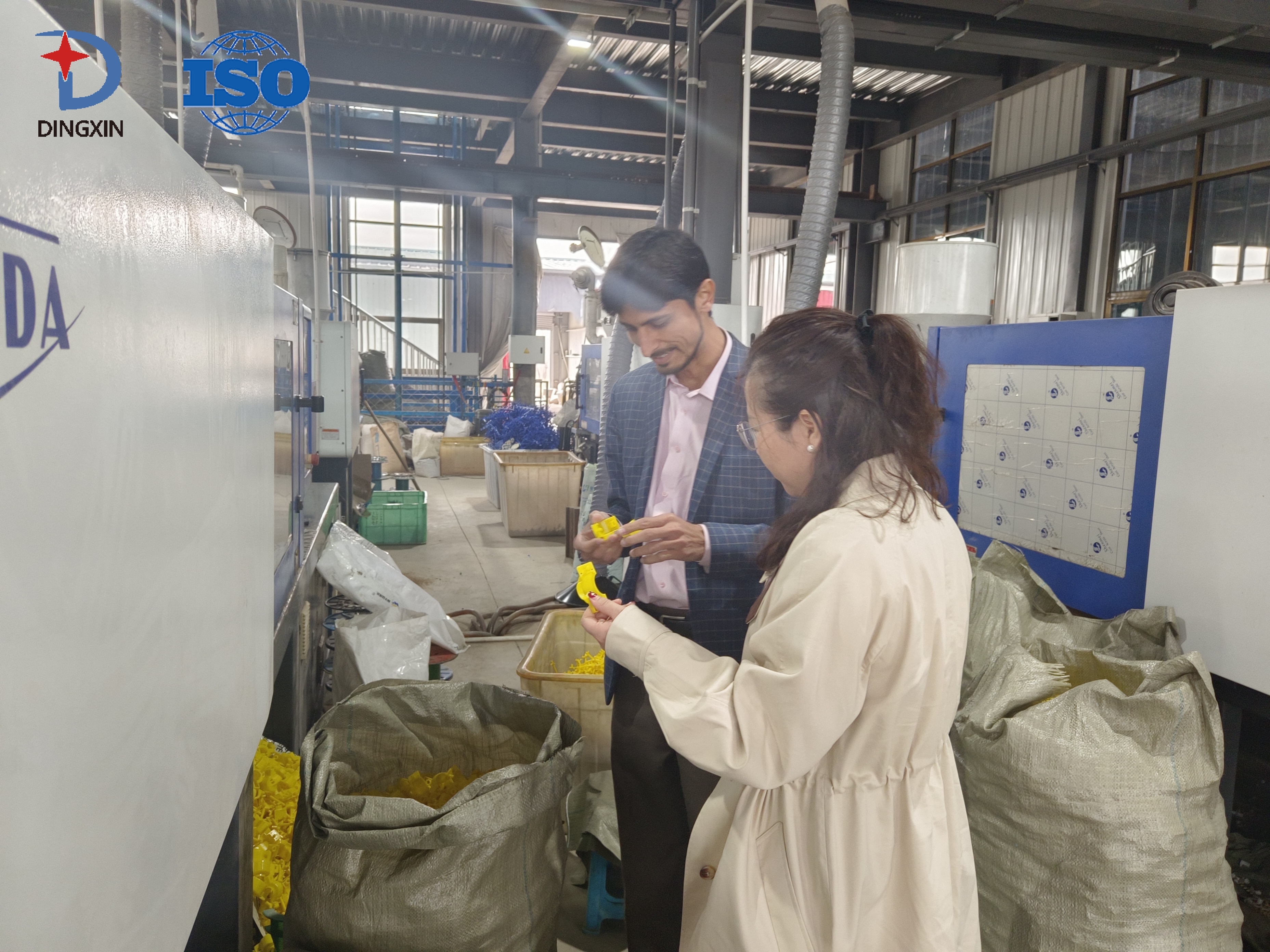 Customers Visit Our Factory