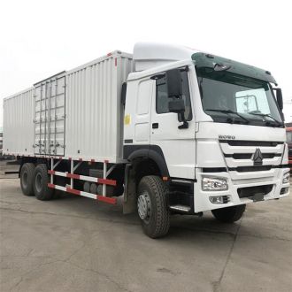 Howo 4x2 15T Light Cargo Van Box Truck