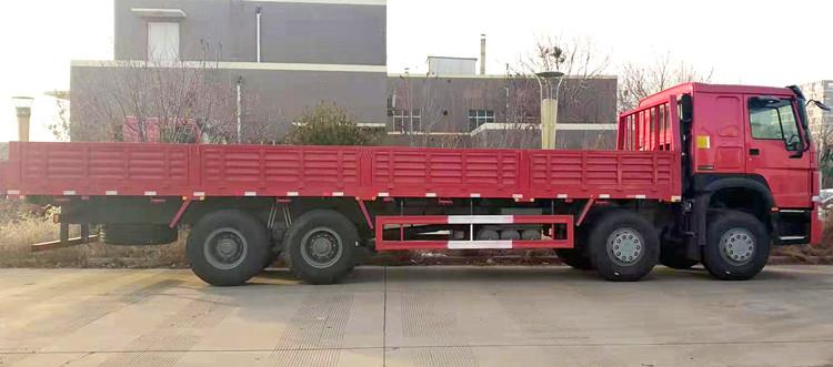 Sinotruk Howo 371 8x4 Cargo