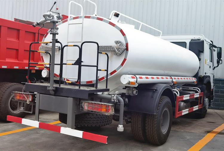 Howo 4x2 Water Tanker