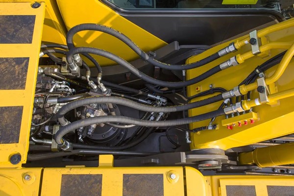 Shandong Lingong SDLG E6150F Excavator