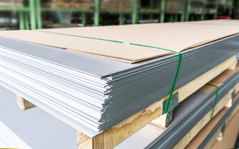 Stainless steel hot rolled plate