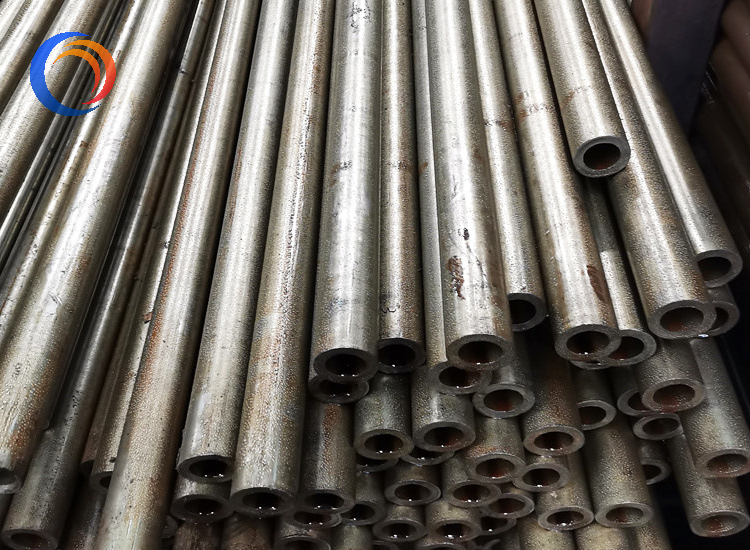 Carbon Seamless Pipe