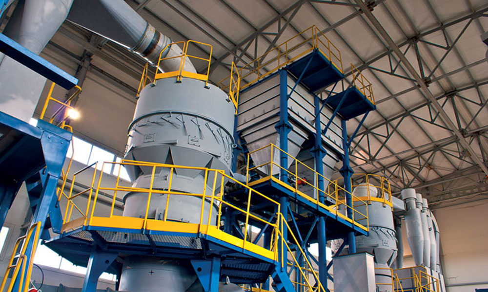 Pre-evacuated nitrogen protection pit annealing furnace