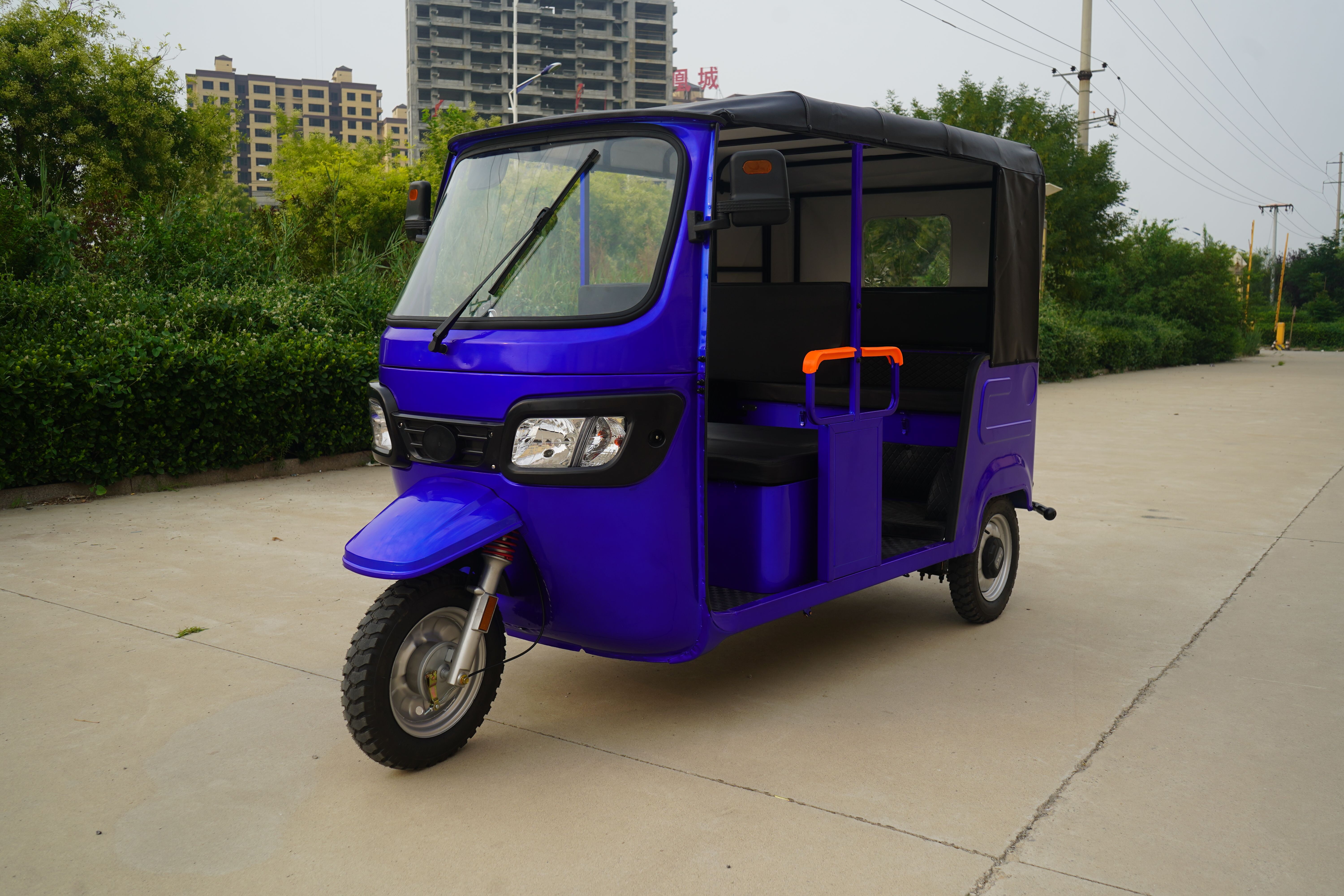 3+1 Electric Vehicle