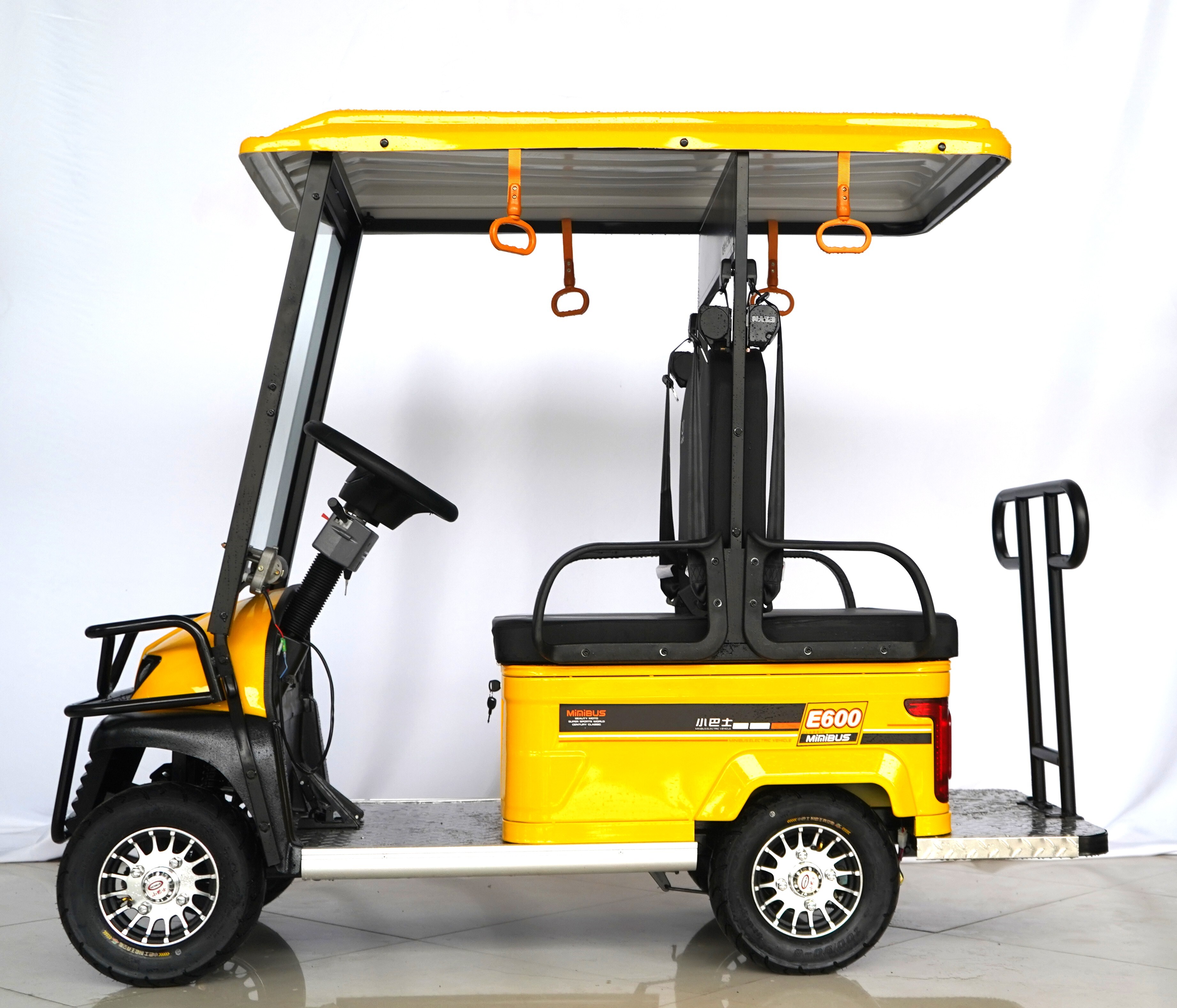 Mini Golf Buggy 2+2 golf courses E600