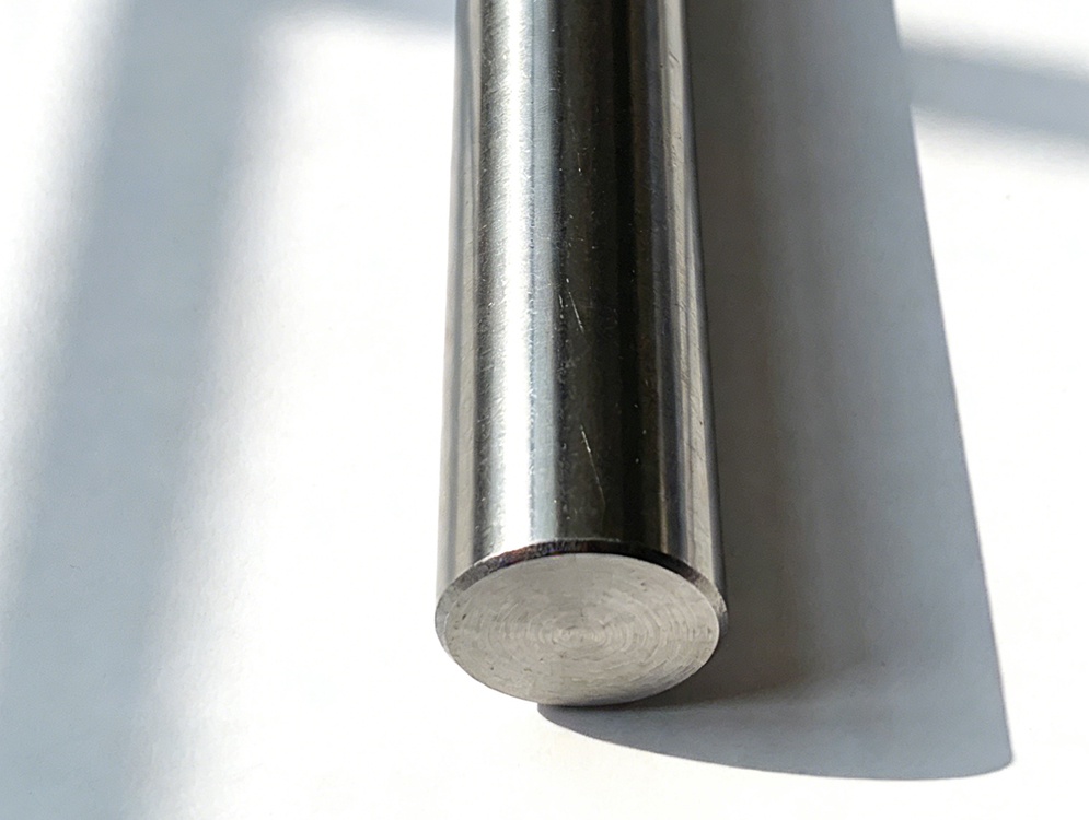 Tungsten alloy bar