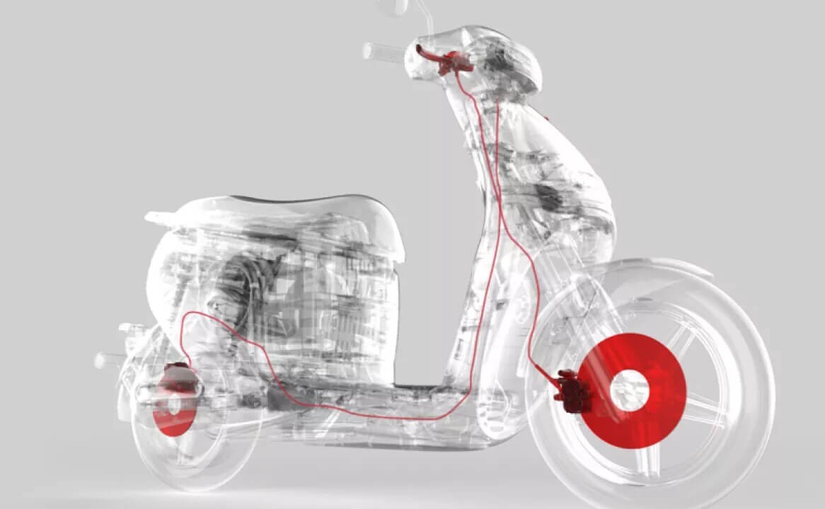The front and rear disc brakes shorten the braking distance. The CBS braking system ensures safe braking at high speed.