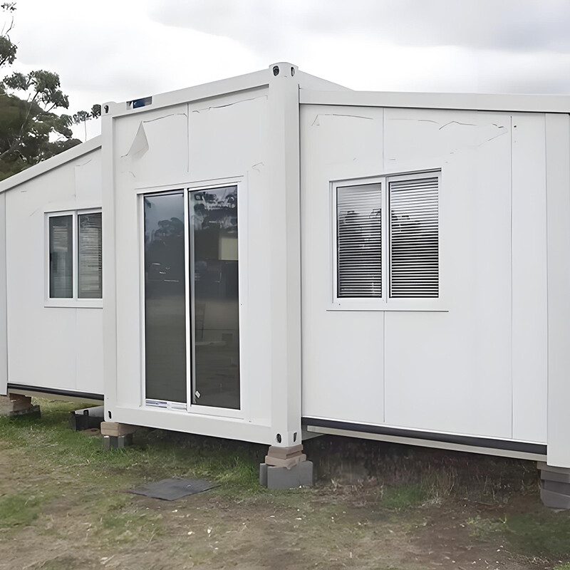 Double Wing Extension Room